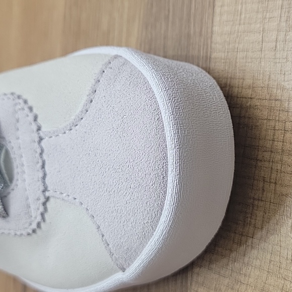 Van's Sport Low Brand new in the box authentic uper leather. - Picture 10 of 14